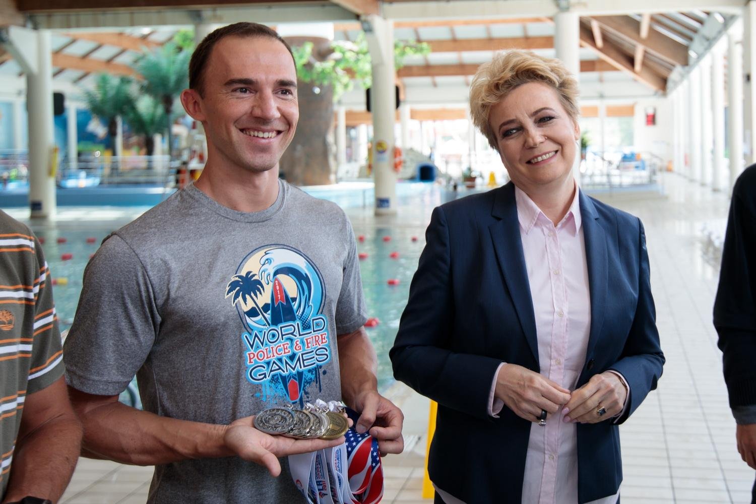Prezydent Łodzi objęła patronatem sportowe zmagania strażaka Prezydent Łodzi objęła patronatem sportowe zmagania strażaka, fot. Sebastian Glapiński / UMŁ