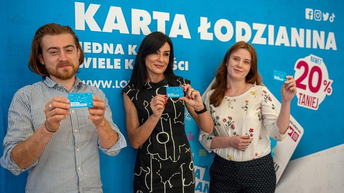 Łukasz Goss - dyrektor Biura Promocji I Nowych Mediów UMŁ, Edyta Dobrowolska - dyrektor Urzędu Stanu Cywilnego oraz Laura Rybczyńska - Specjalista ds. Promocji Produktu Karty Łodzianina - fot. UMŁ