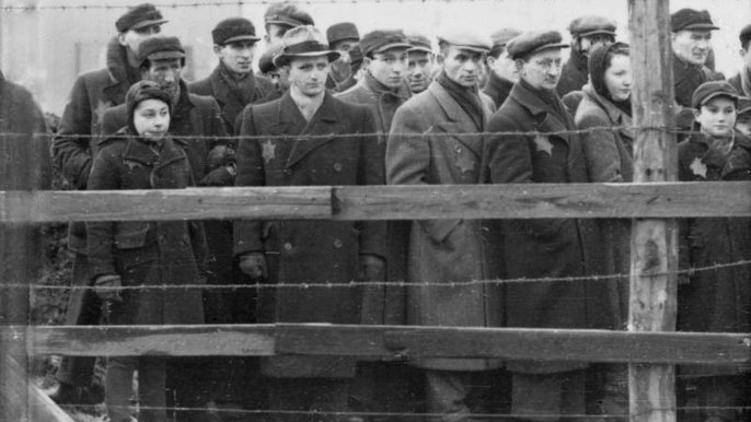 Żydzi za drutami getta (1941) Żydzi za drutami getta (1941) - Bundesarchiv, Bild 101I-133-0703-19 / Zermin / CC-BY-SA 3.0