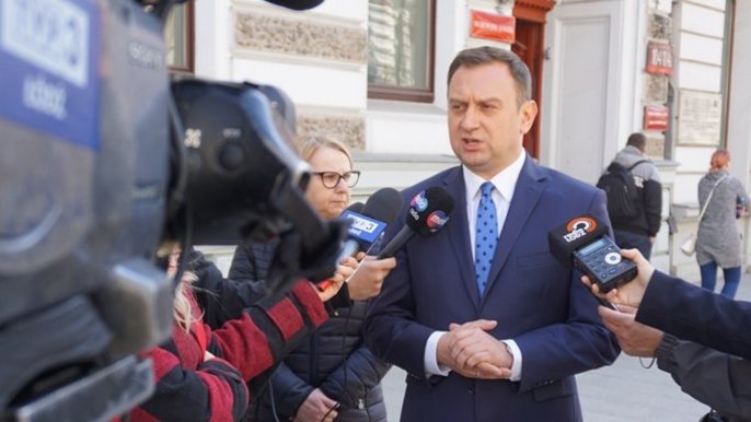 Matury pod znakiem zapytania Matury pod znakiem zapytania - for. Monika Pawlak / UMŁ