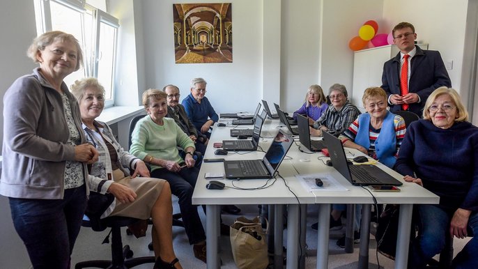 Nowy zieleniec i zewnętrzna siłownia dla seniorów na Widzewie - fot. Paweł Łacheta / UMŁ