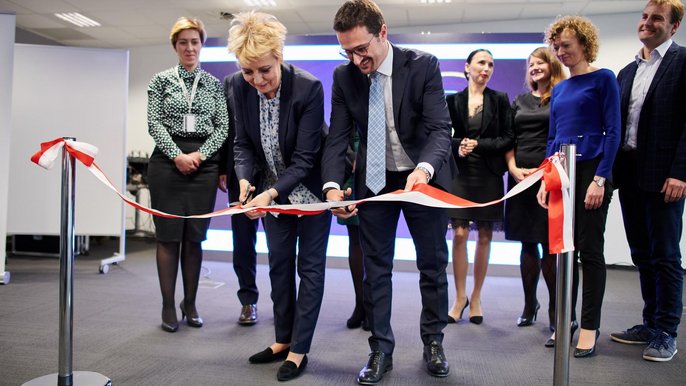 Oficjalne otwarcie nowego Centrum Usług Wspólnych dla Finansów Whirlpool Corporation EMEA Oficjalne otwarcie nowego Centrum Usług Wspólnych dla Finansów Whirlpool Corporation EMEA - fot. Sebastian Glapiński / UMŁ