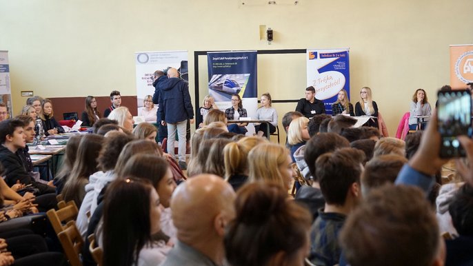 Technik pszczelarz zawodem z przyszłością? Tak! Technik pszczelarz zawodem z przyszłością? Tak! - fot. Monika Pawlak / UMŁ