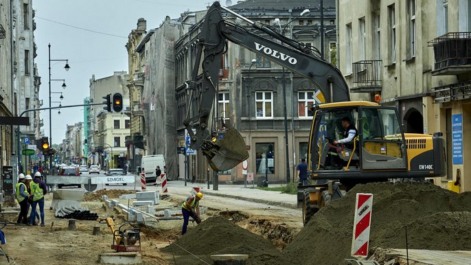 Przebudowa ul. Jaracza na półmetku Przebudowa ul. Jaracza na półmetku - fot. Radosław Jóźwiak / UMŁ