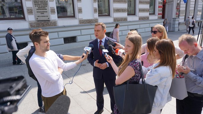 Konferencja prasowa wiceprezydenta Tomasza Treli Konferencja prasowa wiceprezydenta Tomasza Treli - fot. Monika Pawlak / UMŁ
