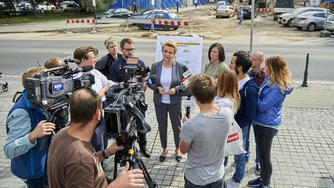 Łódź Buduje w początek roku szkolnego. Jak zawieźć dzieci do szkoły? Poniżej aktualna organizacja ruchu Łódź Buduje w początek roku szkolnego. Jak zawieźć dzieci do szkoły? Poniżej aktualna organizacja ruchu - fot. Radosław Jóźwiak / UMŁ