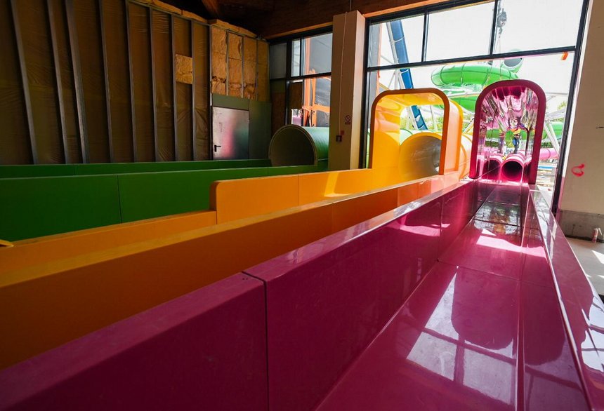 W Aquaparku FALA systematycznie postępują prace związane z budową nowej wieży zjeżdżalni wraz z kompleksem aż 4 nowych tras zjazdu. fot. Paweł Łacheta / UMŁ