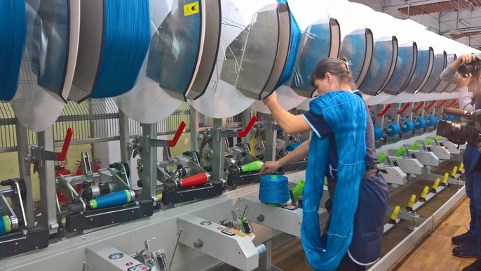 Fabryka jest jednym z nielicznych zakładów z czasów "Ziemi obiecanej", który do dziś pracuje i utrzymuje profil produkcji - fot. Wojciech Markiewicz / UMŁ