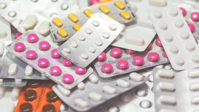 Dyżury aptek w czasie Świąt Bożego Narodzenia, Sylwestra, Nowego Roku i Trzech Króli Dyżury aptek w czasie Świąt Bożego Narodzenia, Sylwestra, Nowego Roku i Trzech Króli - fot. C00 Licence